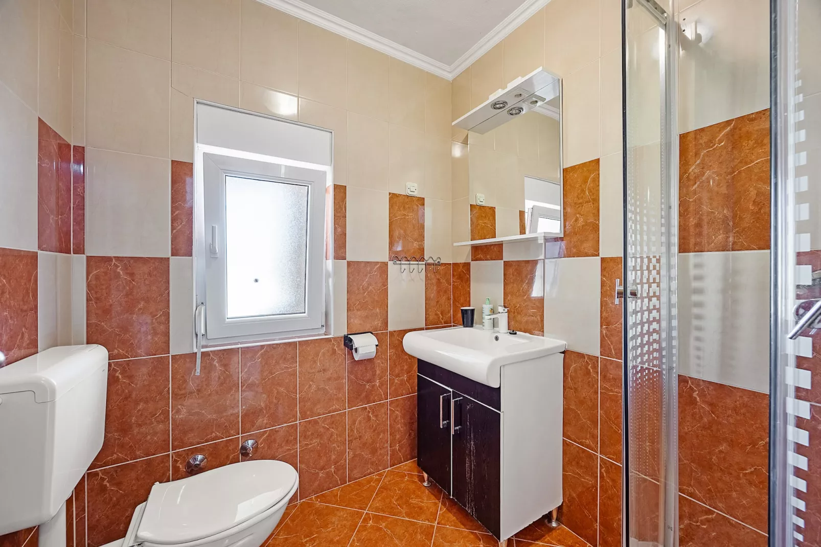 Mijic Studio 1 - 250 m to the Beach-Badkamer