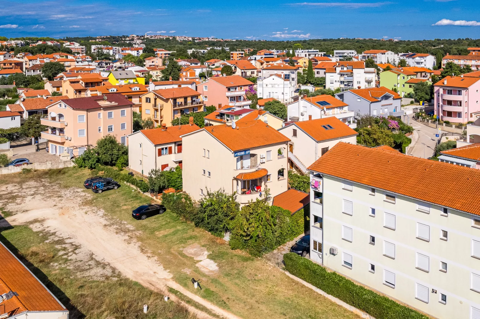 Mijic Studio 1 - 250 m to the Beach-Buitenlucht