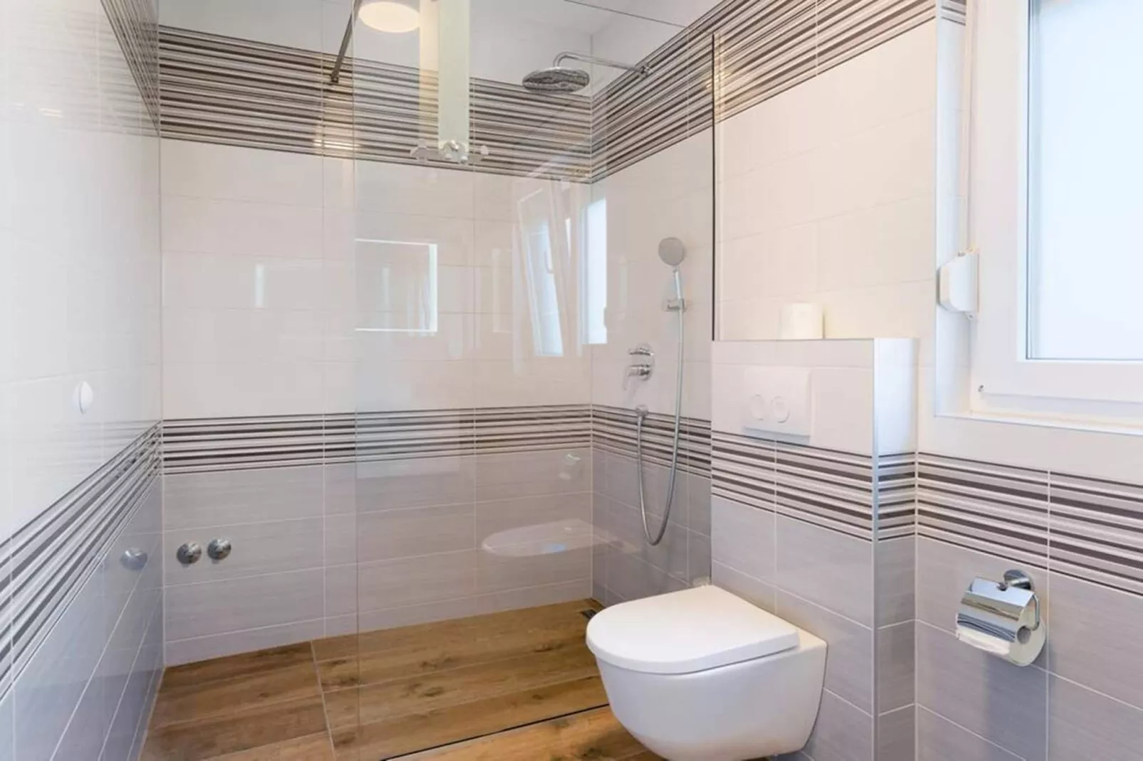 Villa Histra - Private Pool, Sea View, 5 Bedrooms-Badkamer