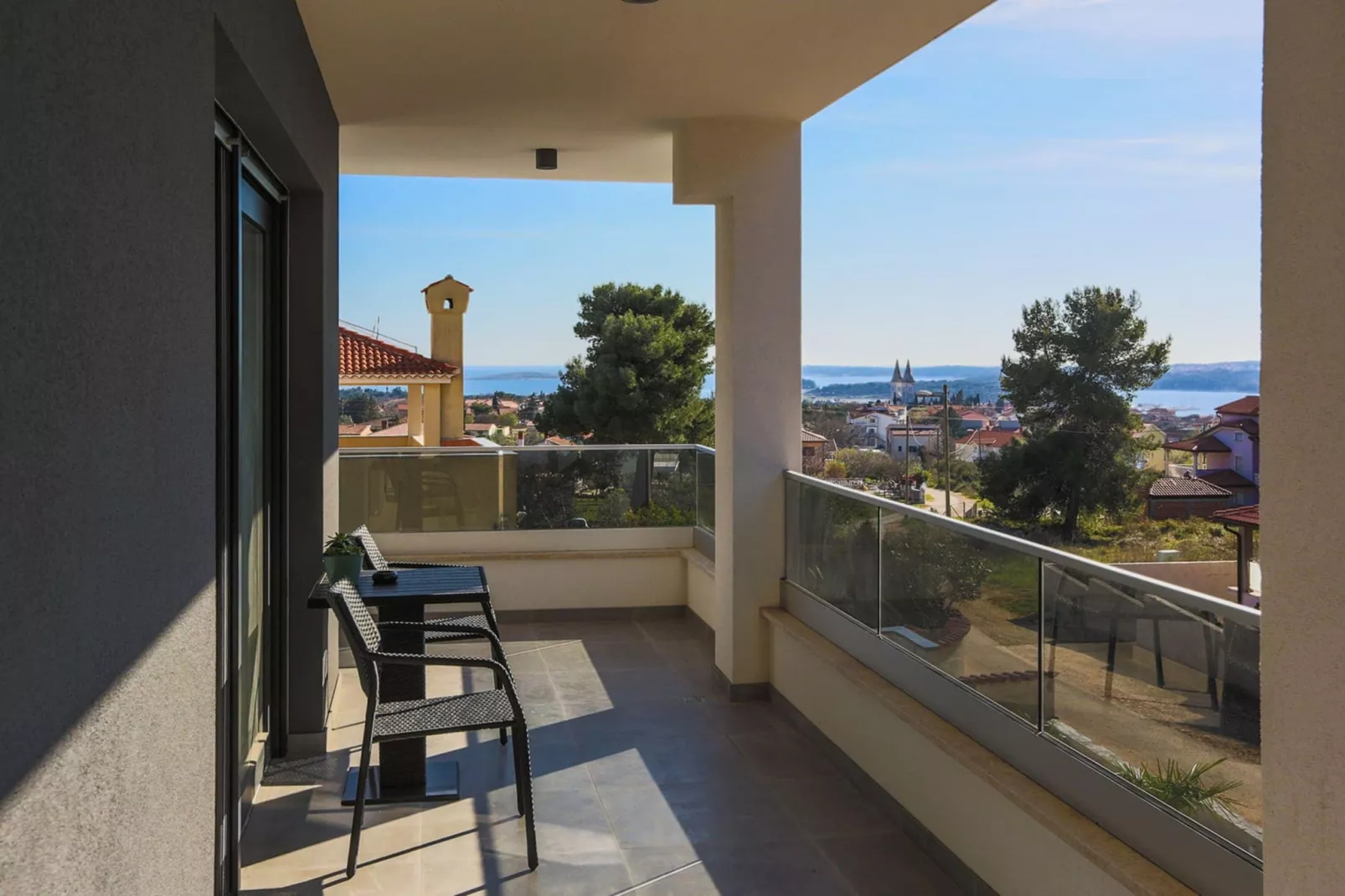 Villa Histra - Private Pool, Sea View, 5 Bedrooms-Terrasbalkon