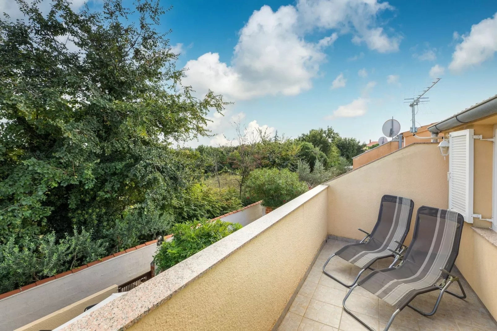 Apartment with Pool in Liznjan - Buneta