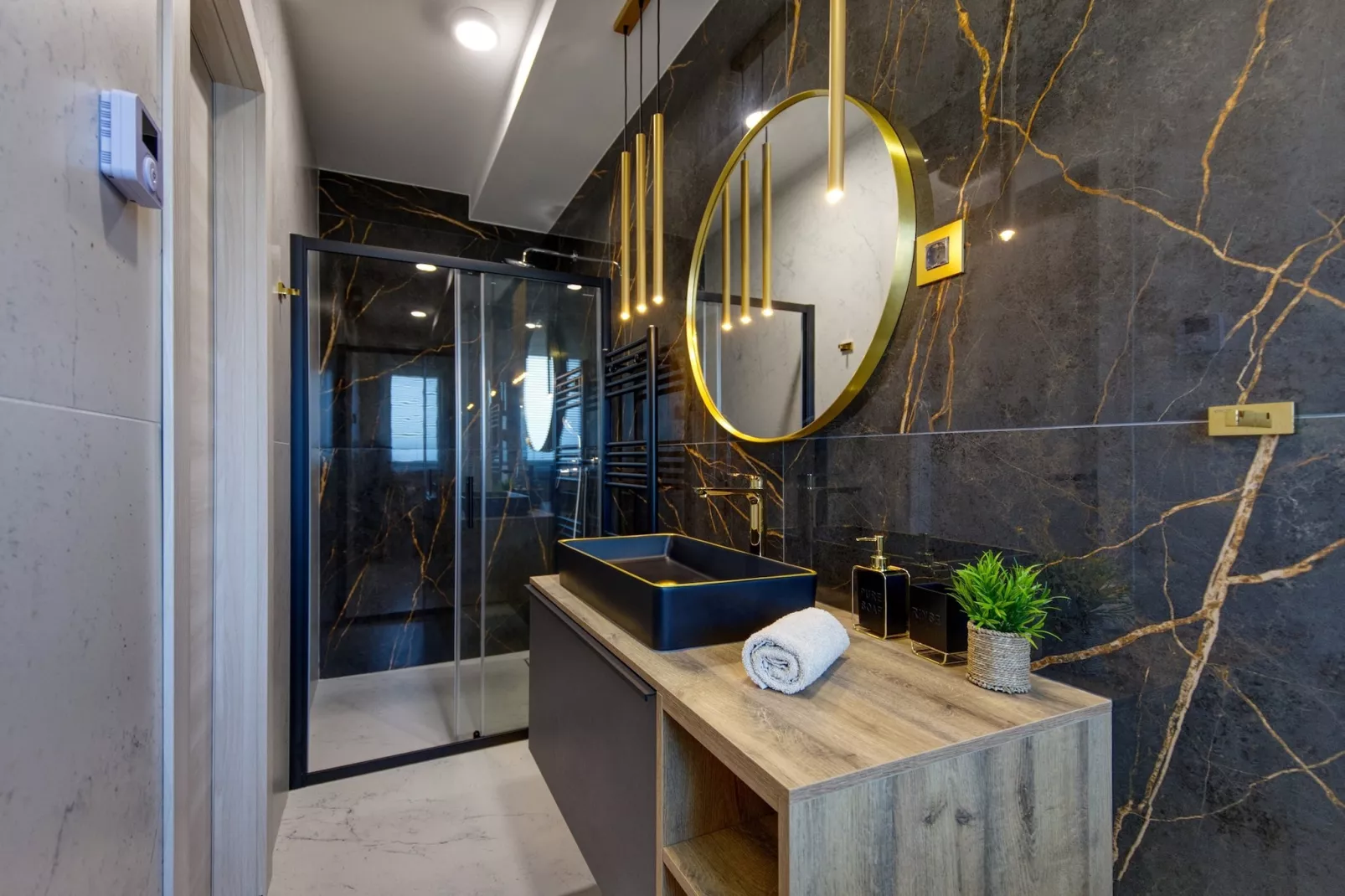 Villa Pieron-Badkamer