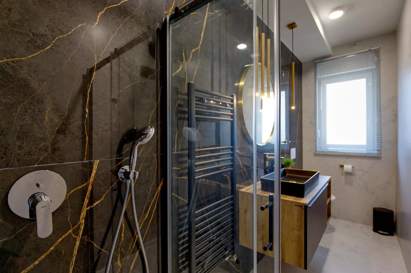 Villa Pieron-Badkamer