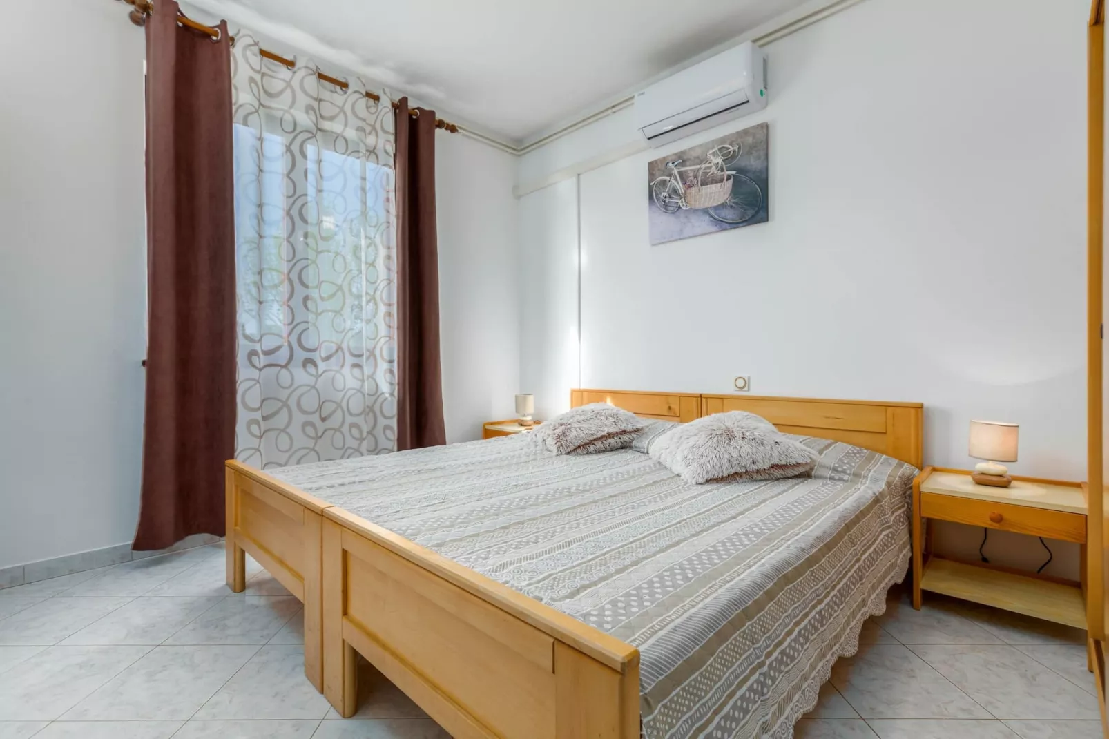Kajfes A4 - One Bedroom Apartment with Terrace-Slaapkamer