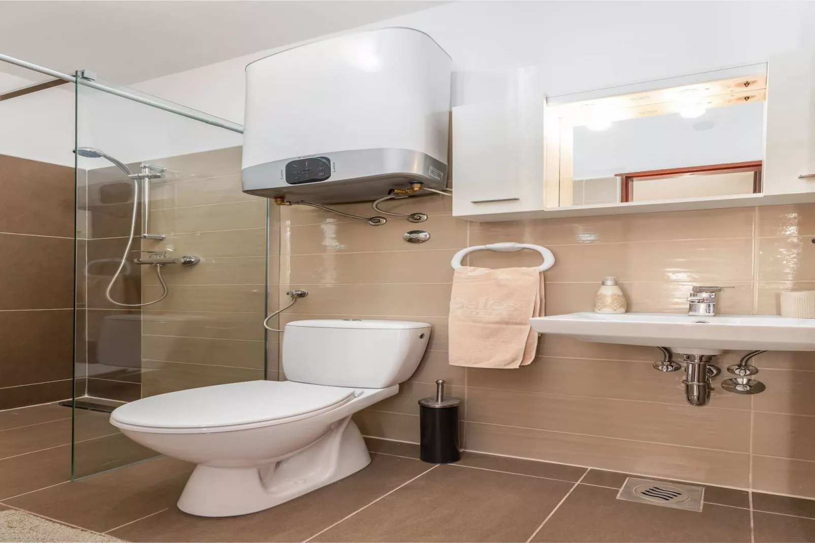 Kajfes A4 - One Bedroom Apartment with Terrace-Badkamer