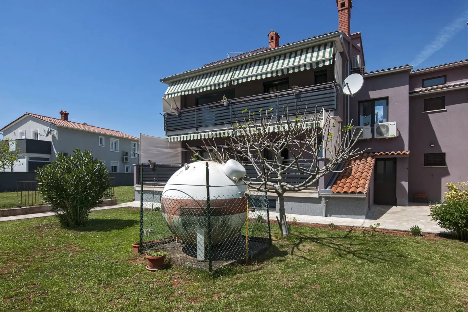 Kajfes A4 - One Bedroom Apartment with Terrace-Buitenlucht