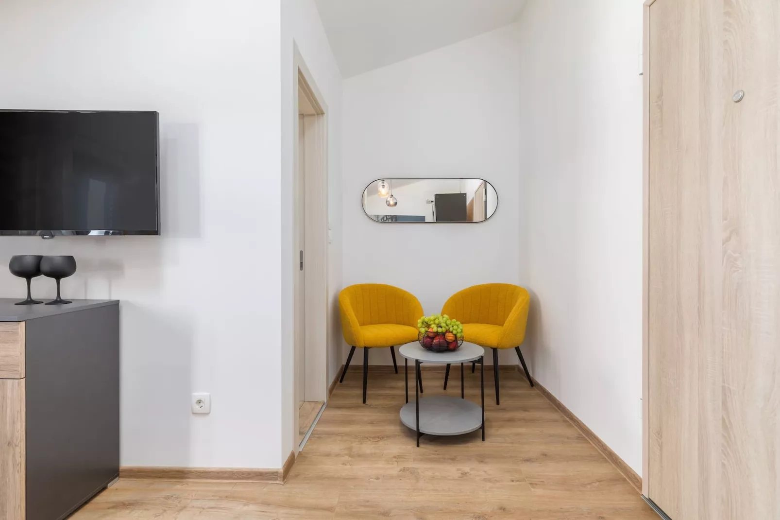 Marceta Double Room - Pool and Big Garden-Slaapkamer