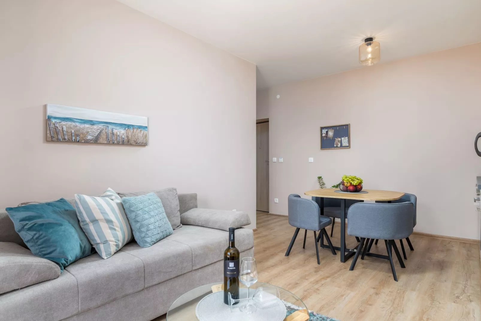 Marceta Apartment 1 - Pool and Big Garden-Woonkamer