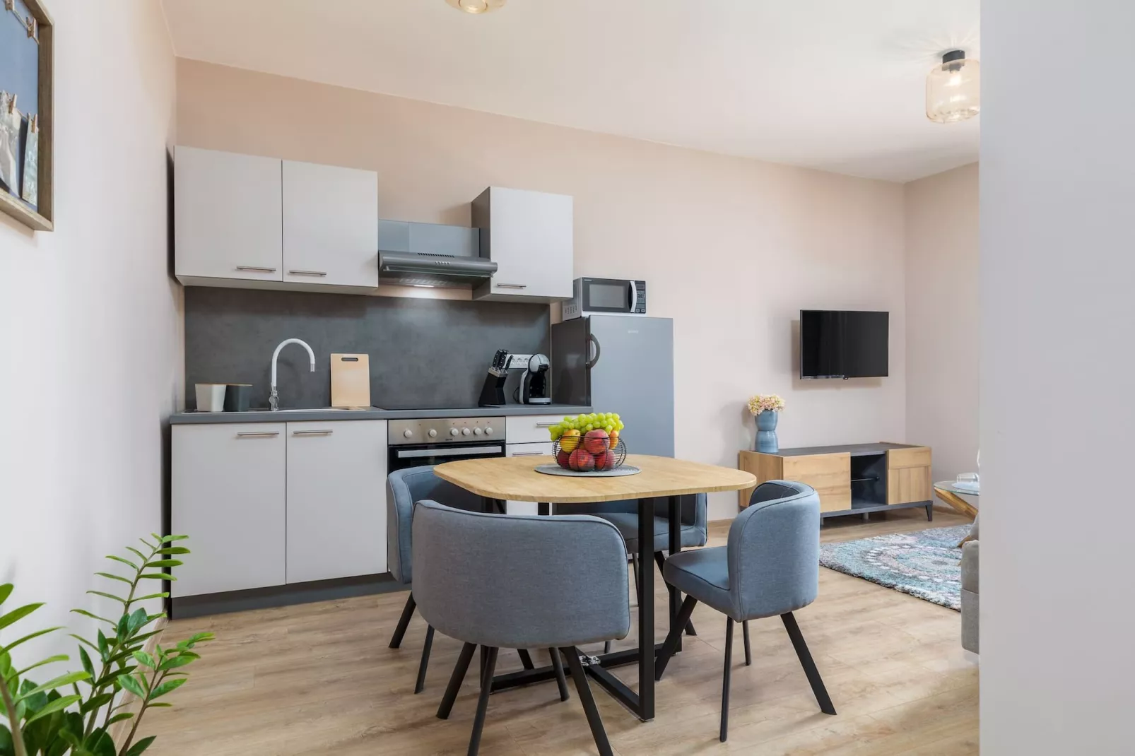Marceta Apartment 1 - Pool and Big Garden-Keuken