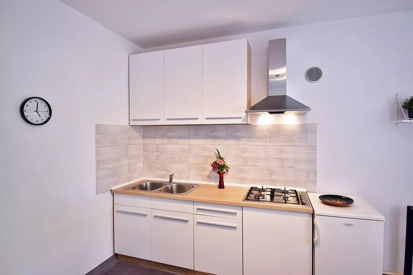 Flower Garden by M&A - Lovely Apartment (A)-Keuken