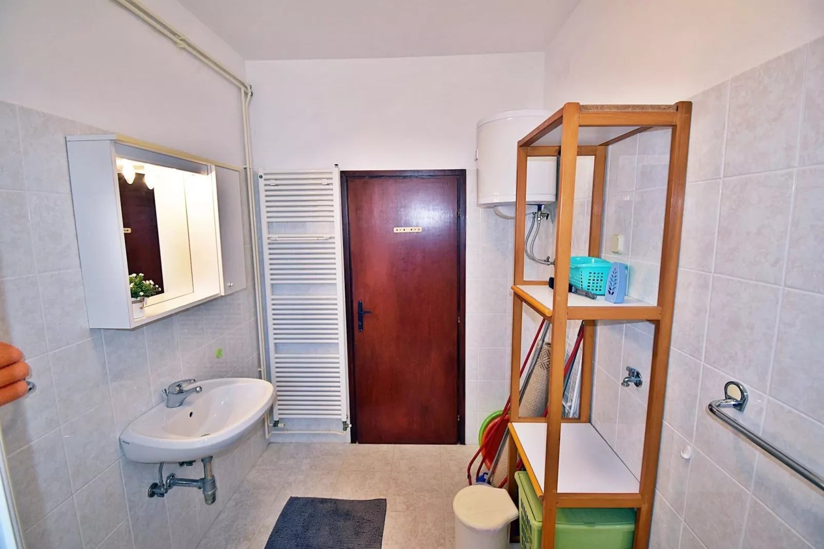 Flower Garden by M&A - Lovely Apartment (A)-Badkamer