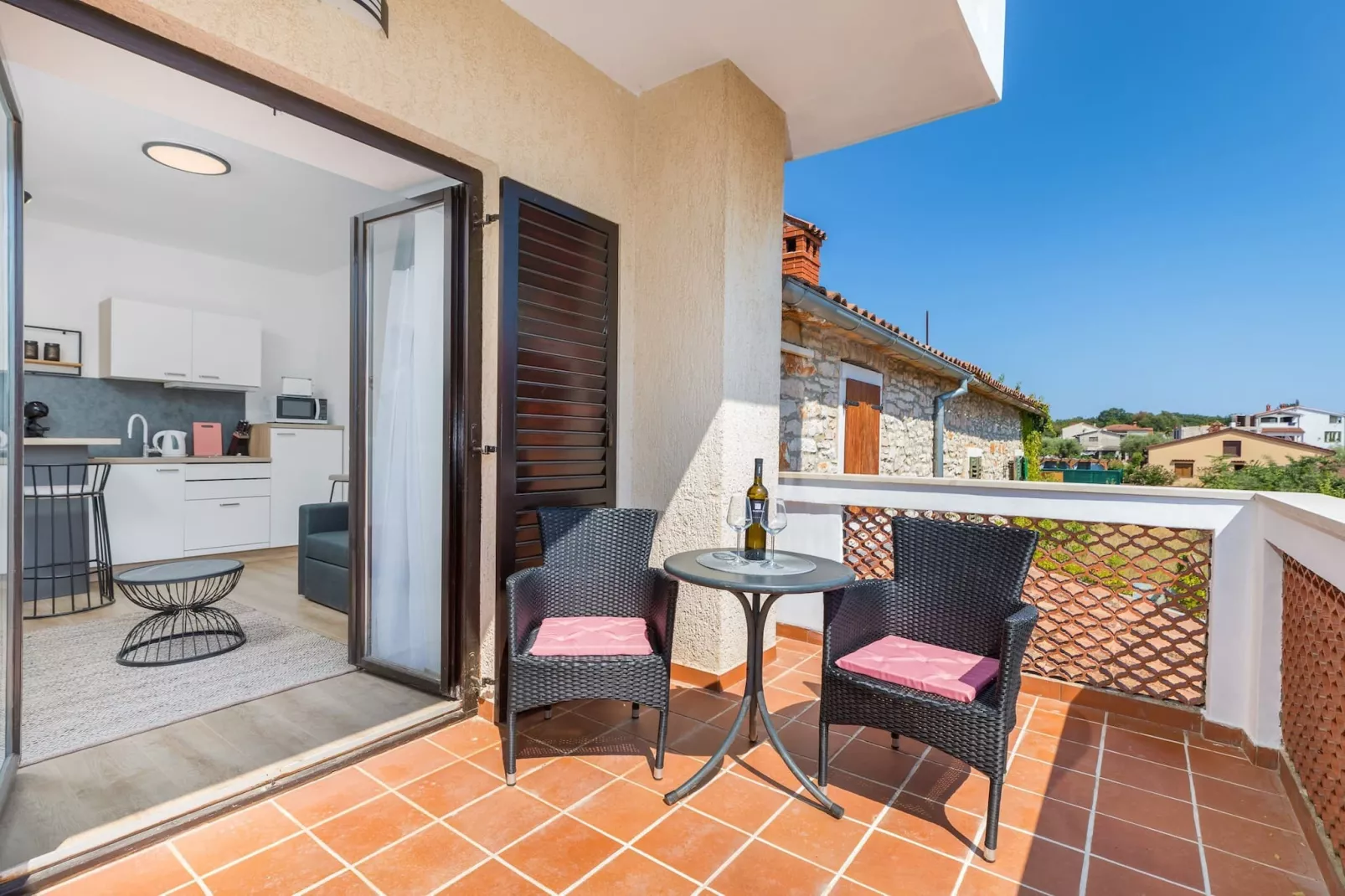 Lovely Apartment Marceta with Shared Pool (2)-Terras