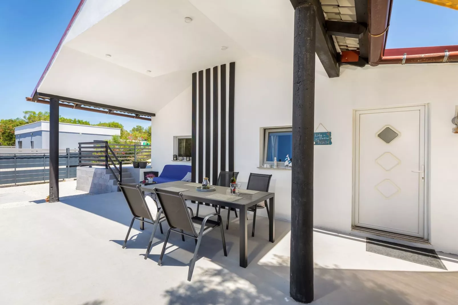 Eco Beach House Corinne-Buitenlucht
