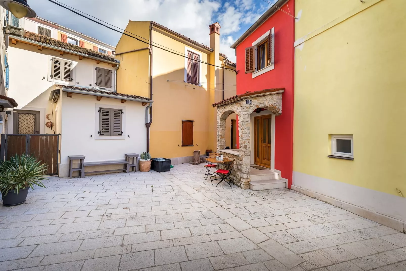 Holiday Home Doda - City Center of Fazana-Terras