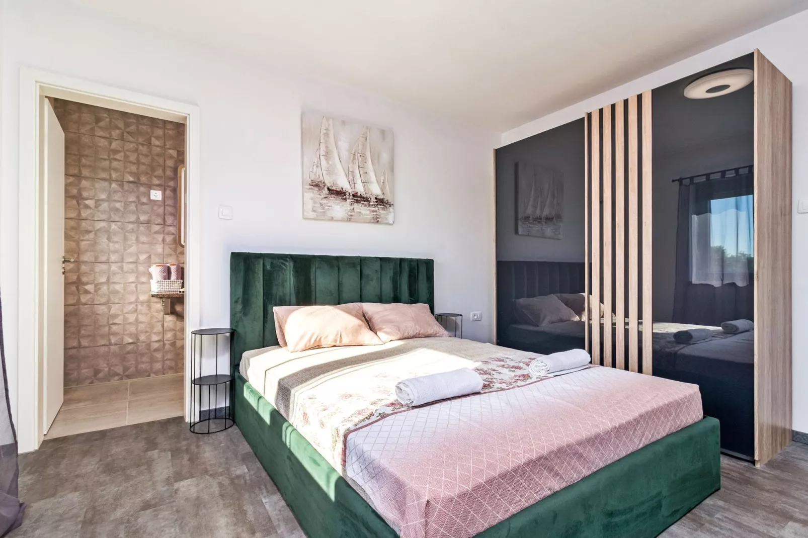 Beautiful Villa Philippo with Pool (publish)-Slaapkamer