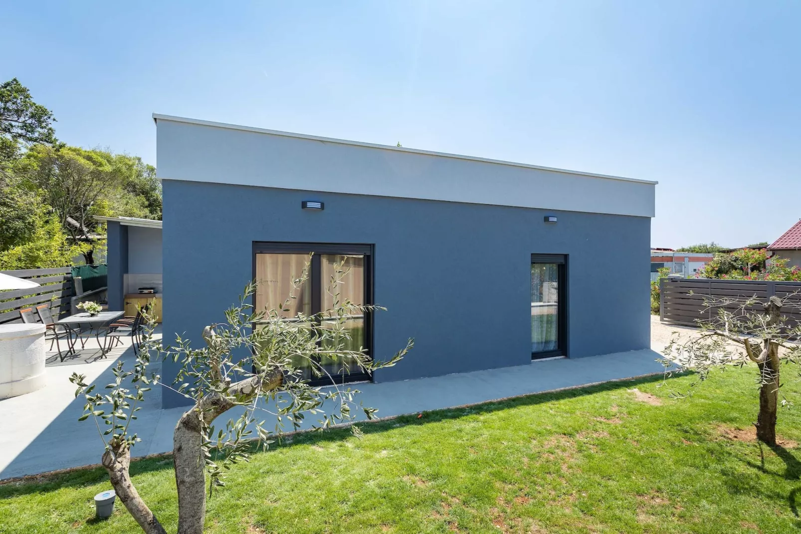 Eco - Beach House Peroj-Buitenlucht