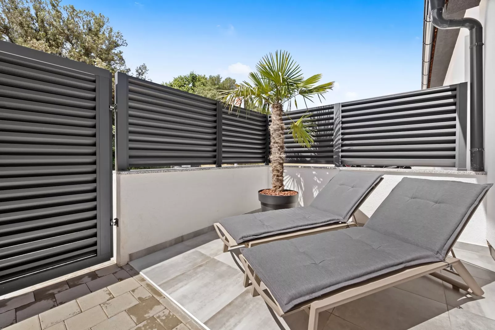 Barbariga Beach Apartment-Terras