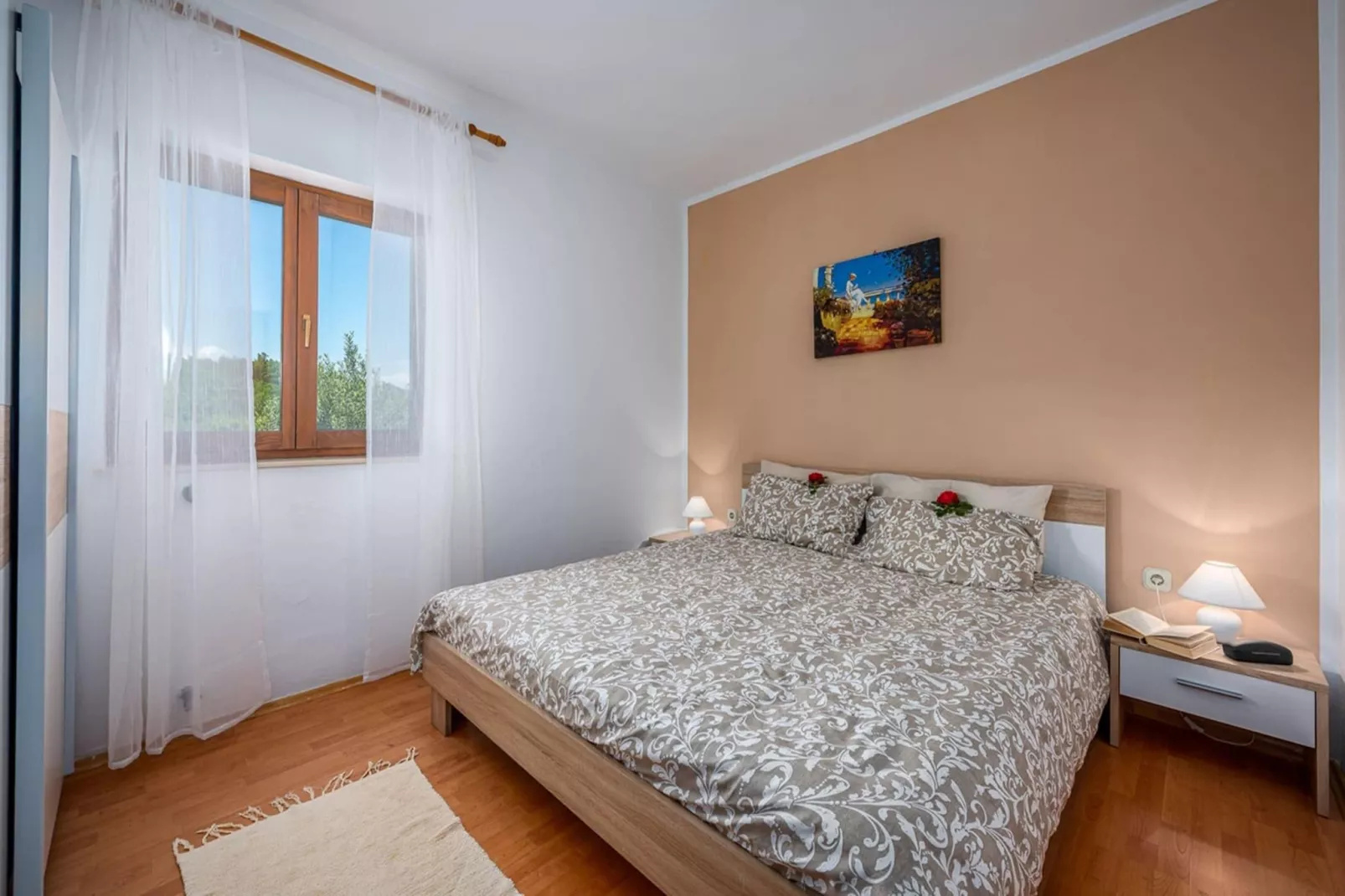 Lara 4 - Shared Pool, Sauna, Jacuzzi-Slaapkamer