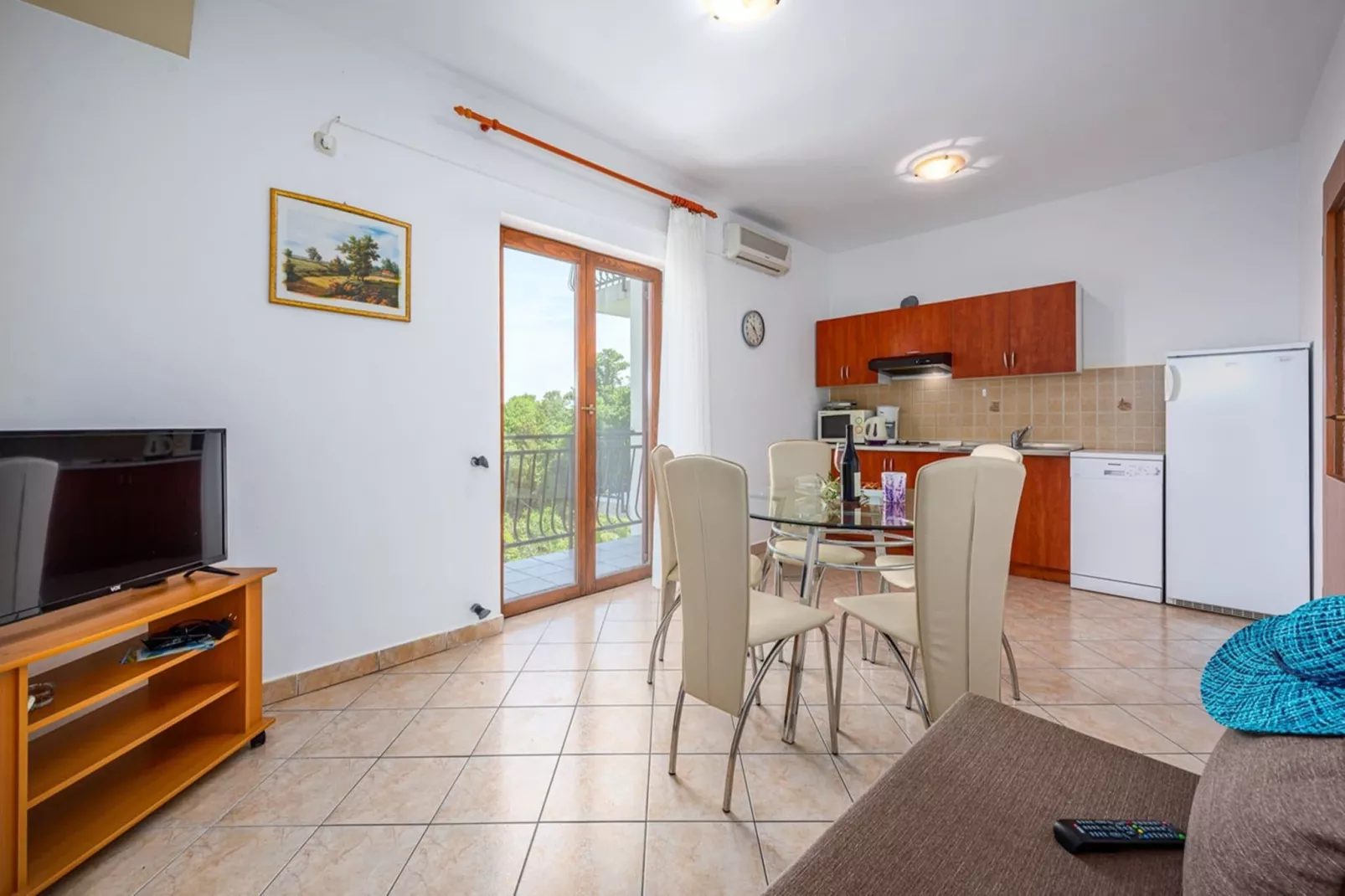 Lara 4 - Shared Pool, Sauna, Jacuzzi-Keuken