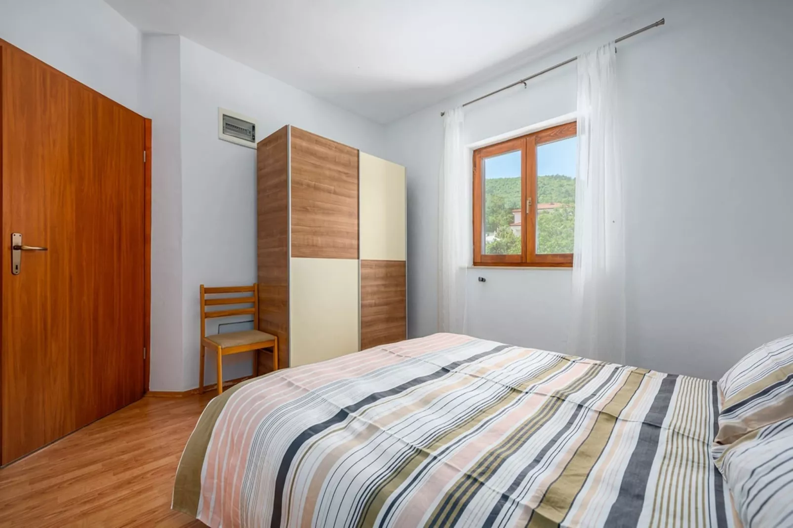 Lara 1 - Shared Pool, Sauna, Jacuzzi-Slaapkamer