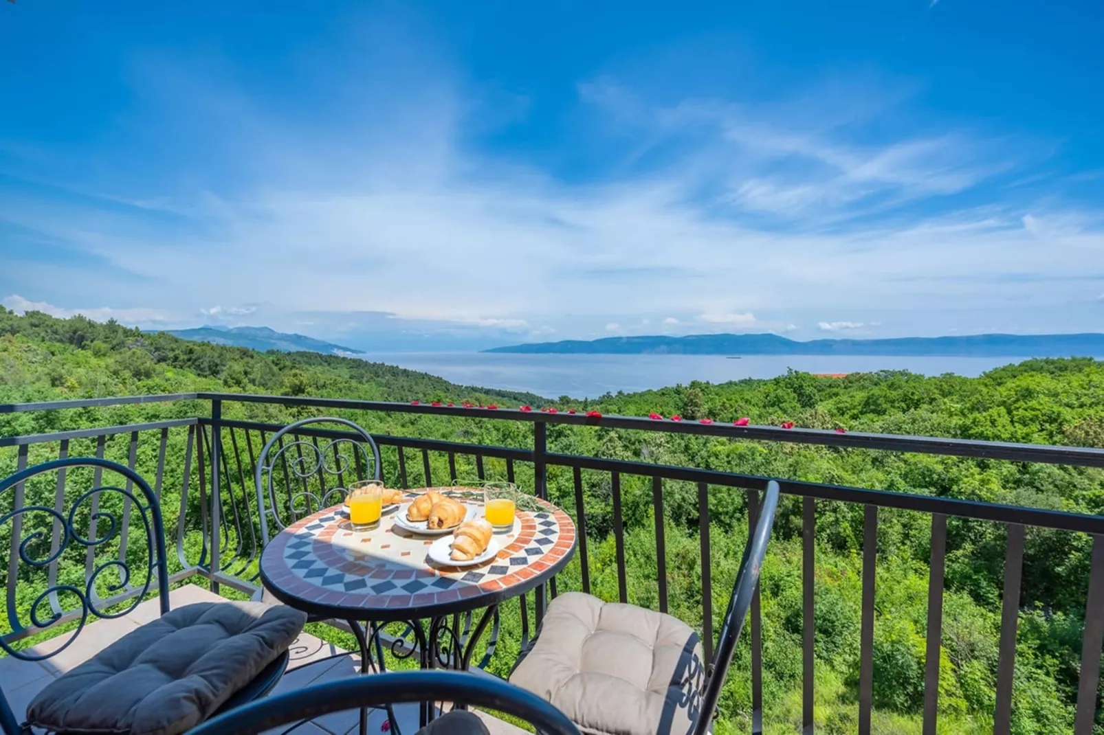 Lara 2 - Shared Pool, Sauna, Jacuzzi-Terrasbalkon