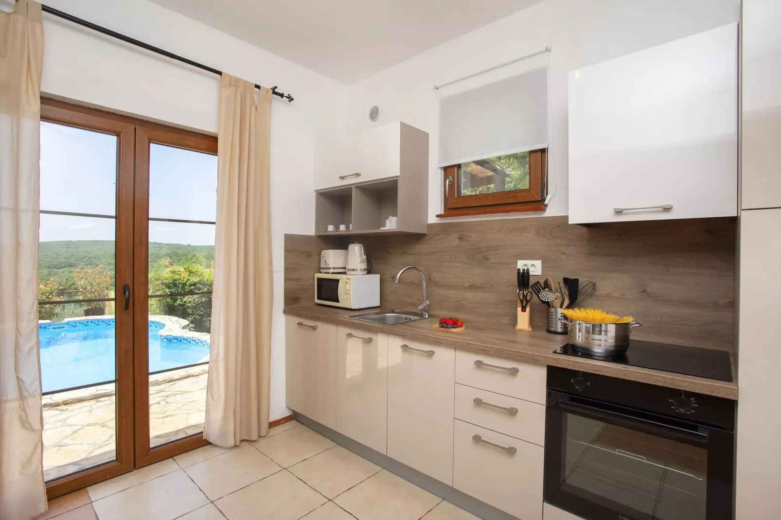 Casa Deborah with Private Pool-Keuken