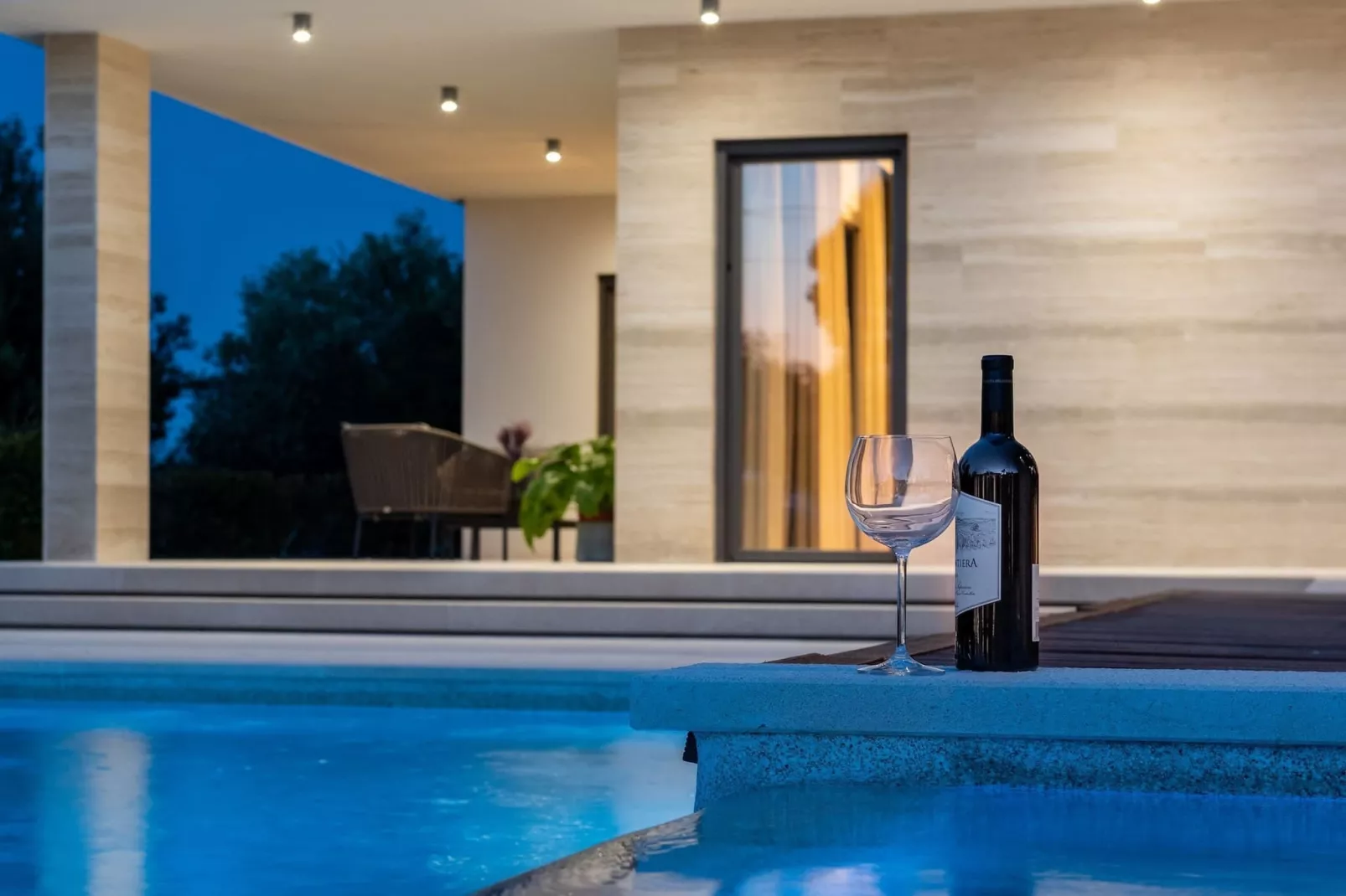Luxurious Villa Laurea-Zwembad