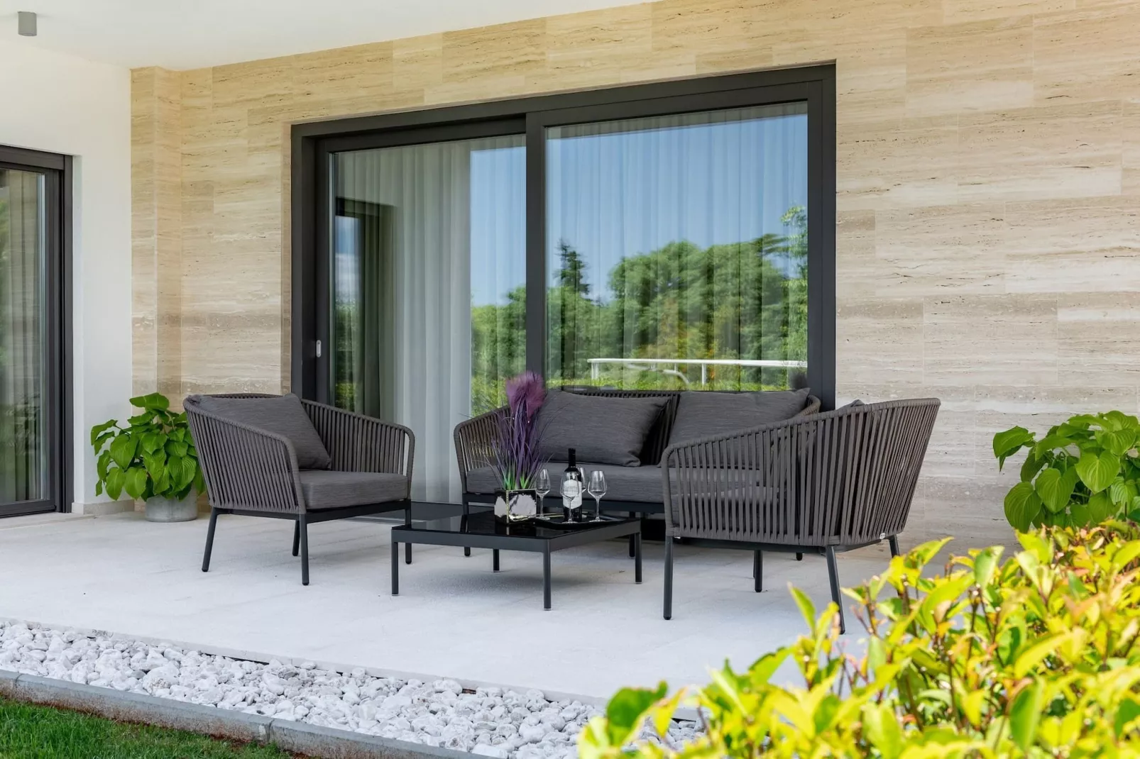 Luxurious Villa Laurea-Terras