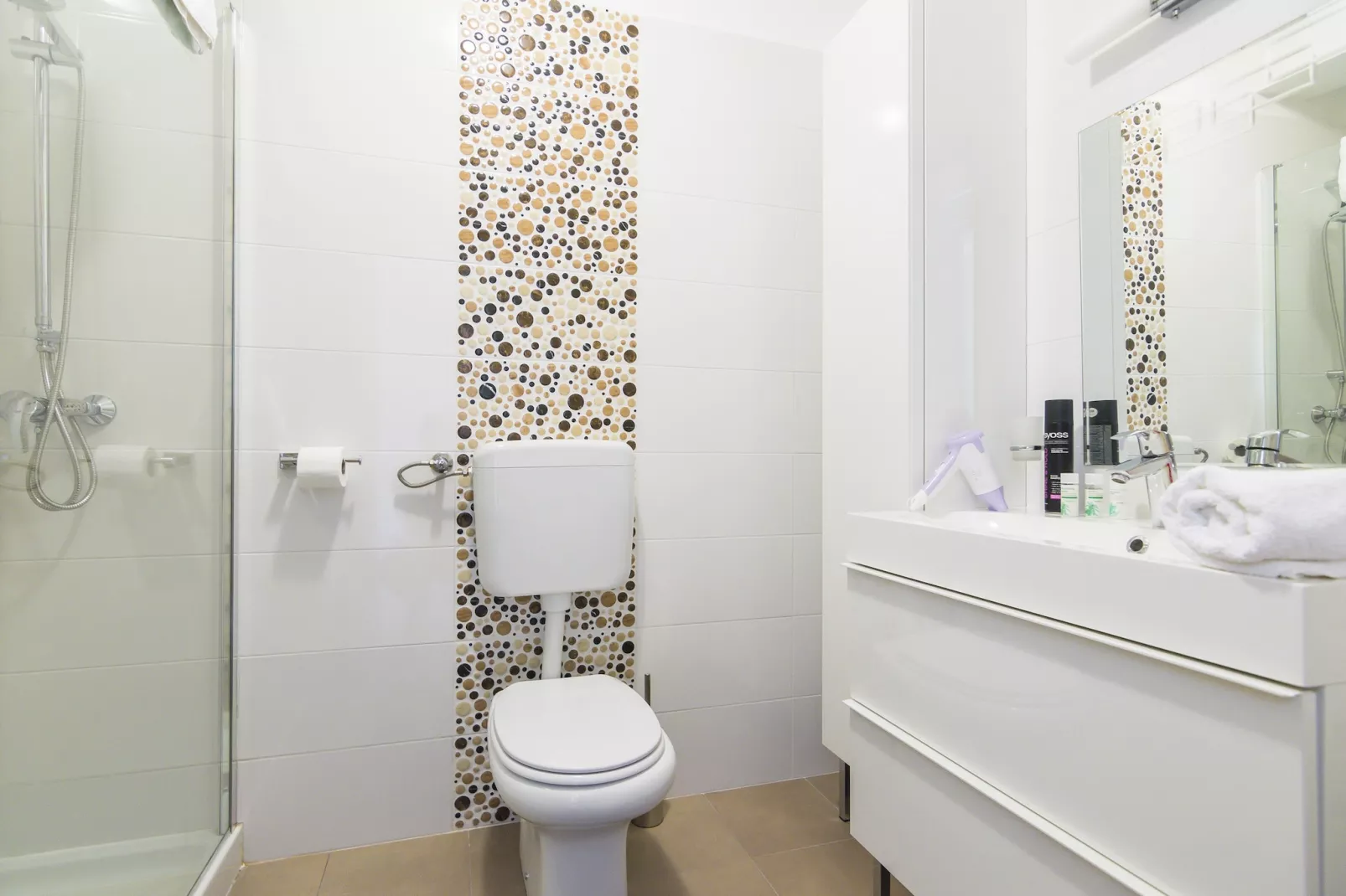 Villa Land with Private Pool-Badkamer