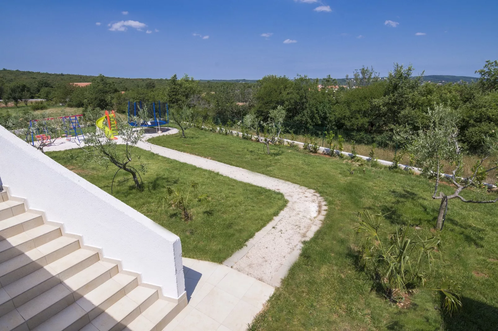 Villa Land with Private Pool-Tuinen zomer