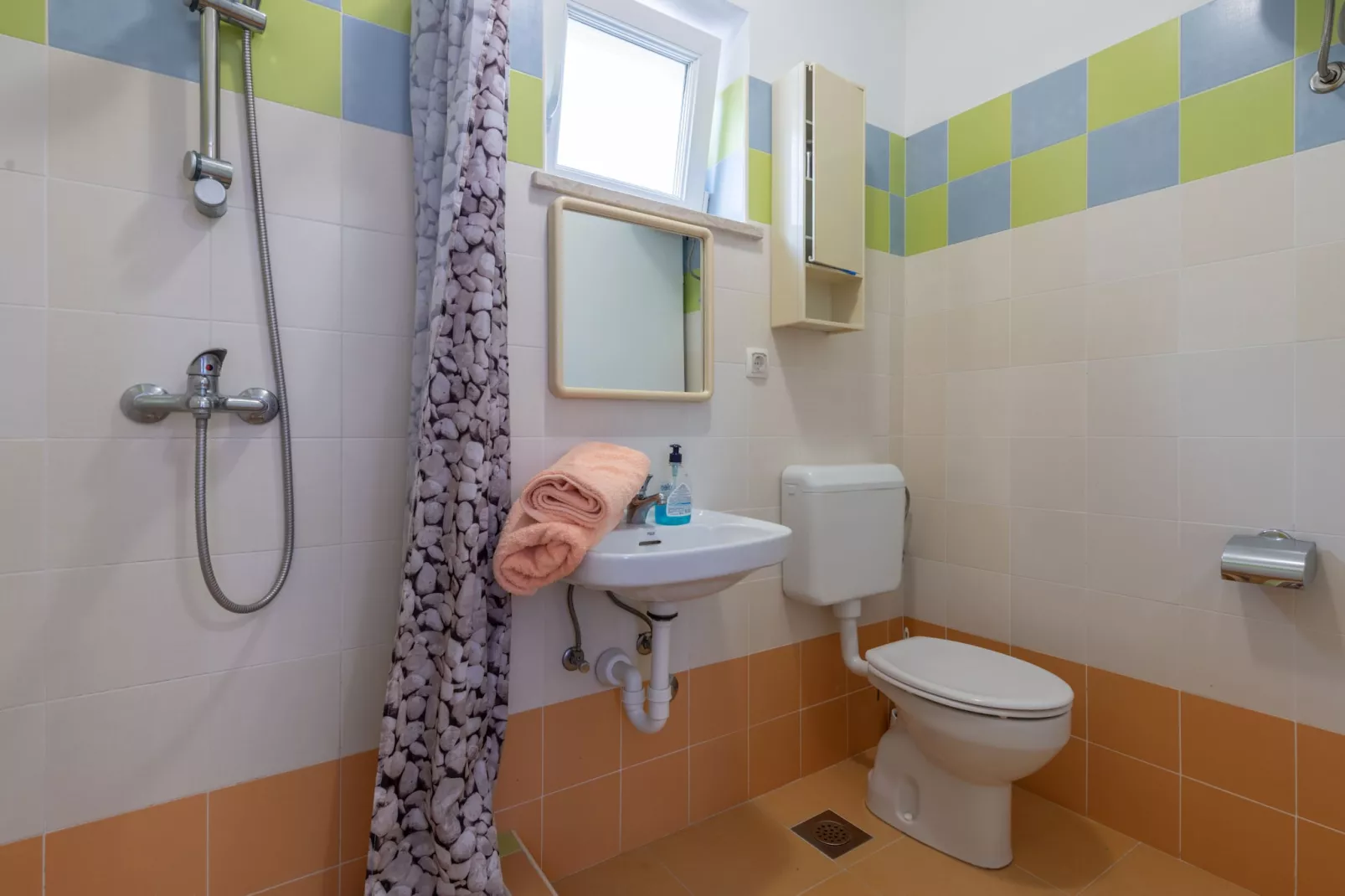 Apartments Indira - Bali - One Bedroom Apartment-Badkamer