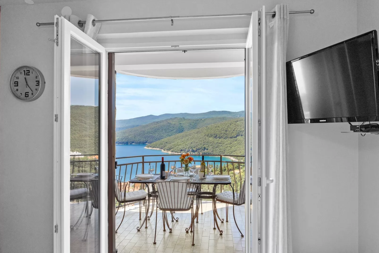 Lady M Gold - Balcony and Sea View-Terrasbalkon
