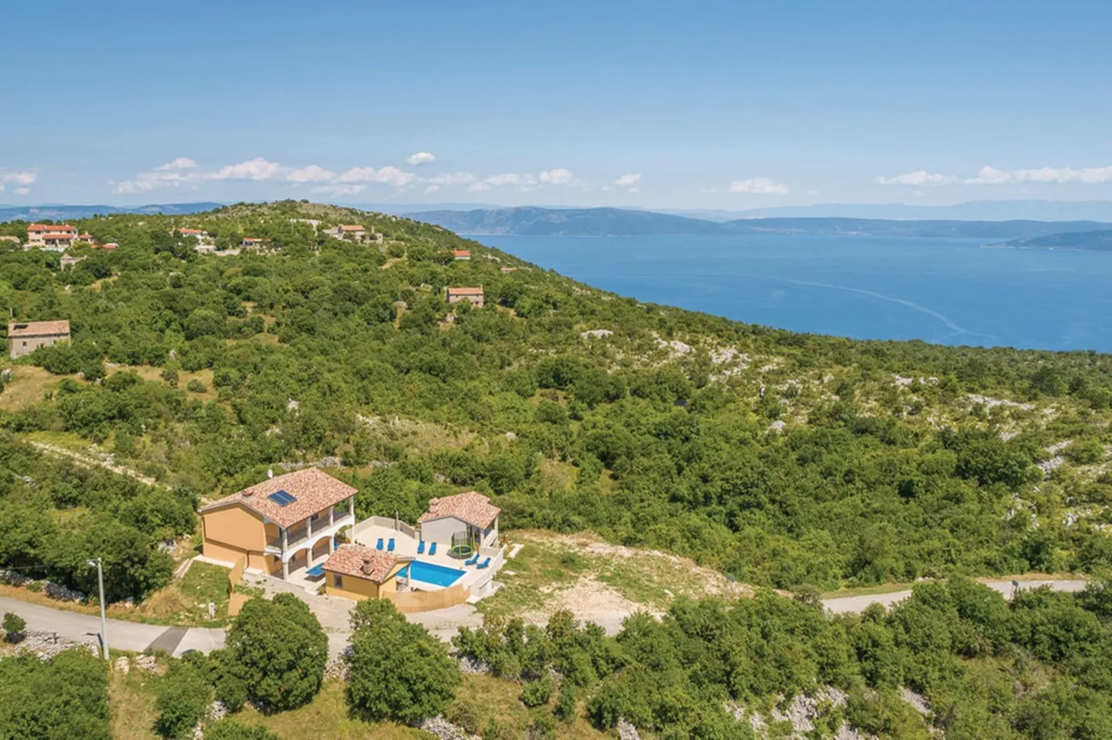 Santa Lucia - Villa with Private Pool & Sea View-Gebieden zomer 5km