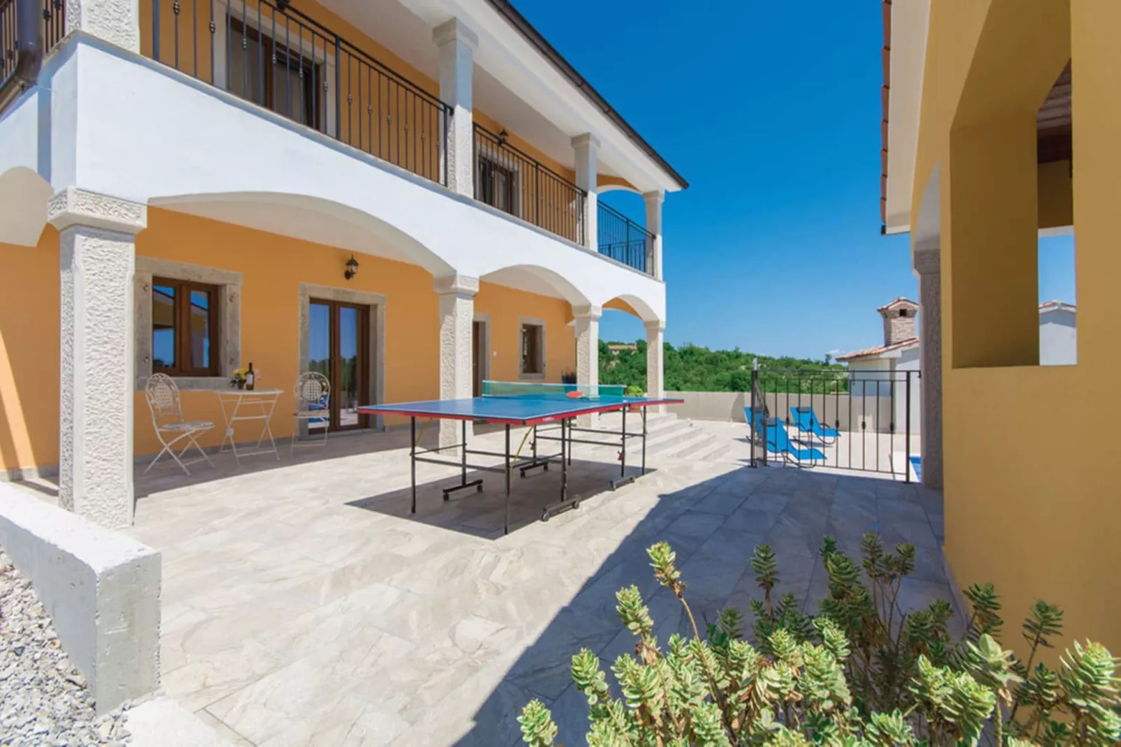 Santa Lucia - Villa with Private Pool & Sea View-Buitenlucht