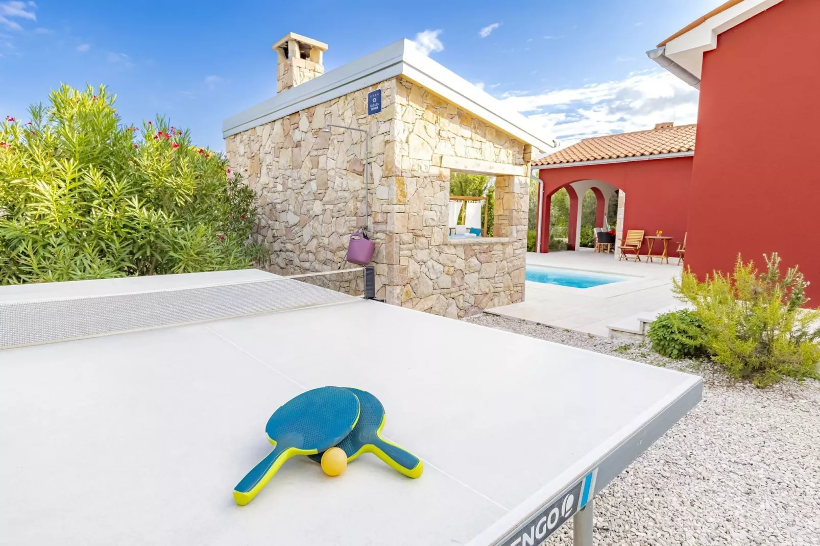 Red House Trget - Your Private Wellness-Tuinen zomer
