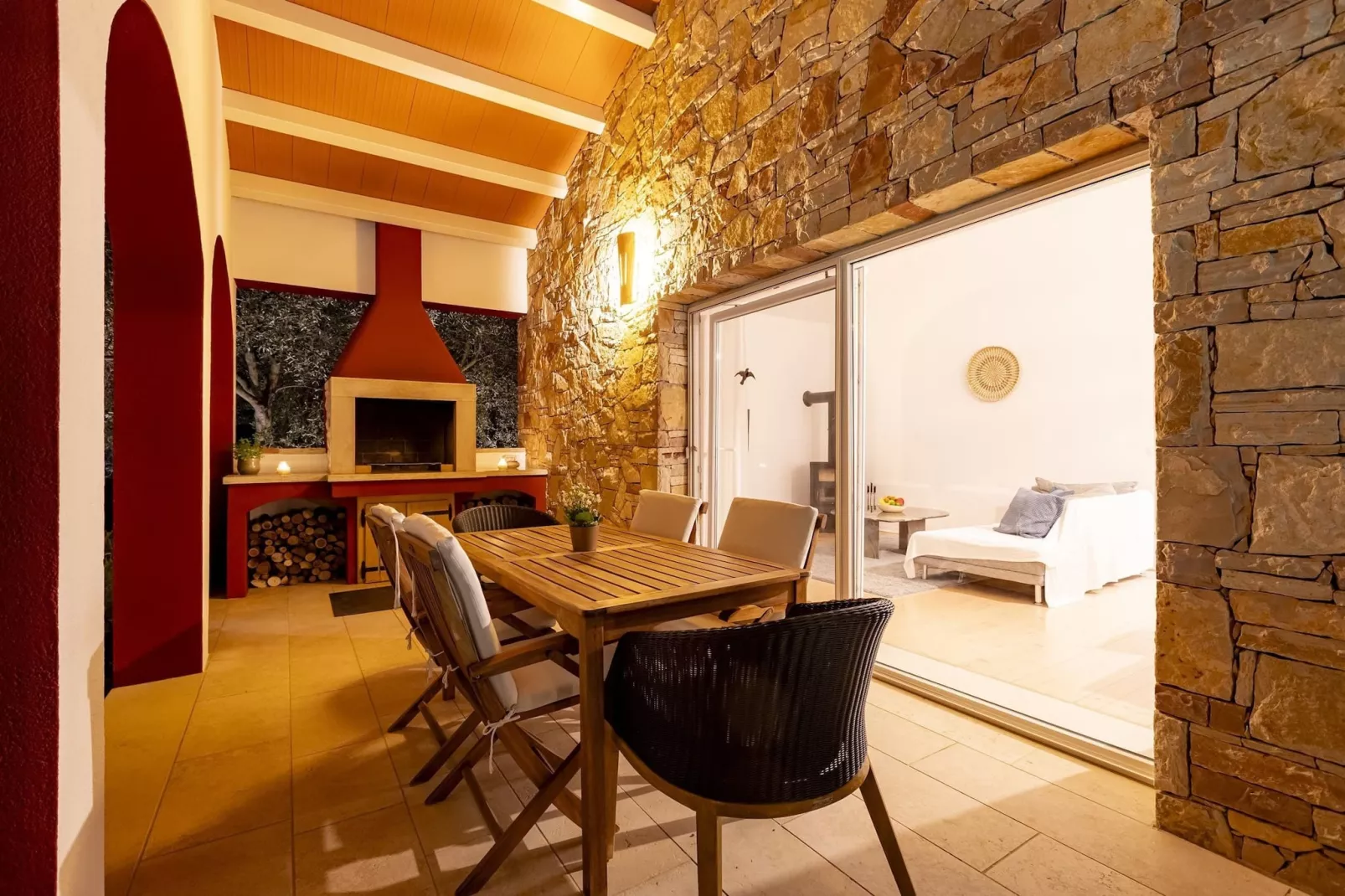 Red House Trget - Your Private Wellness-Tuinen zomer