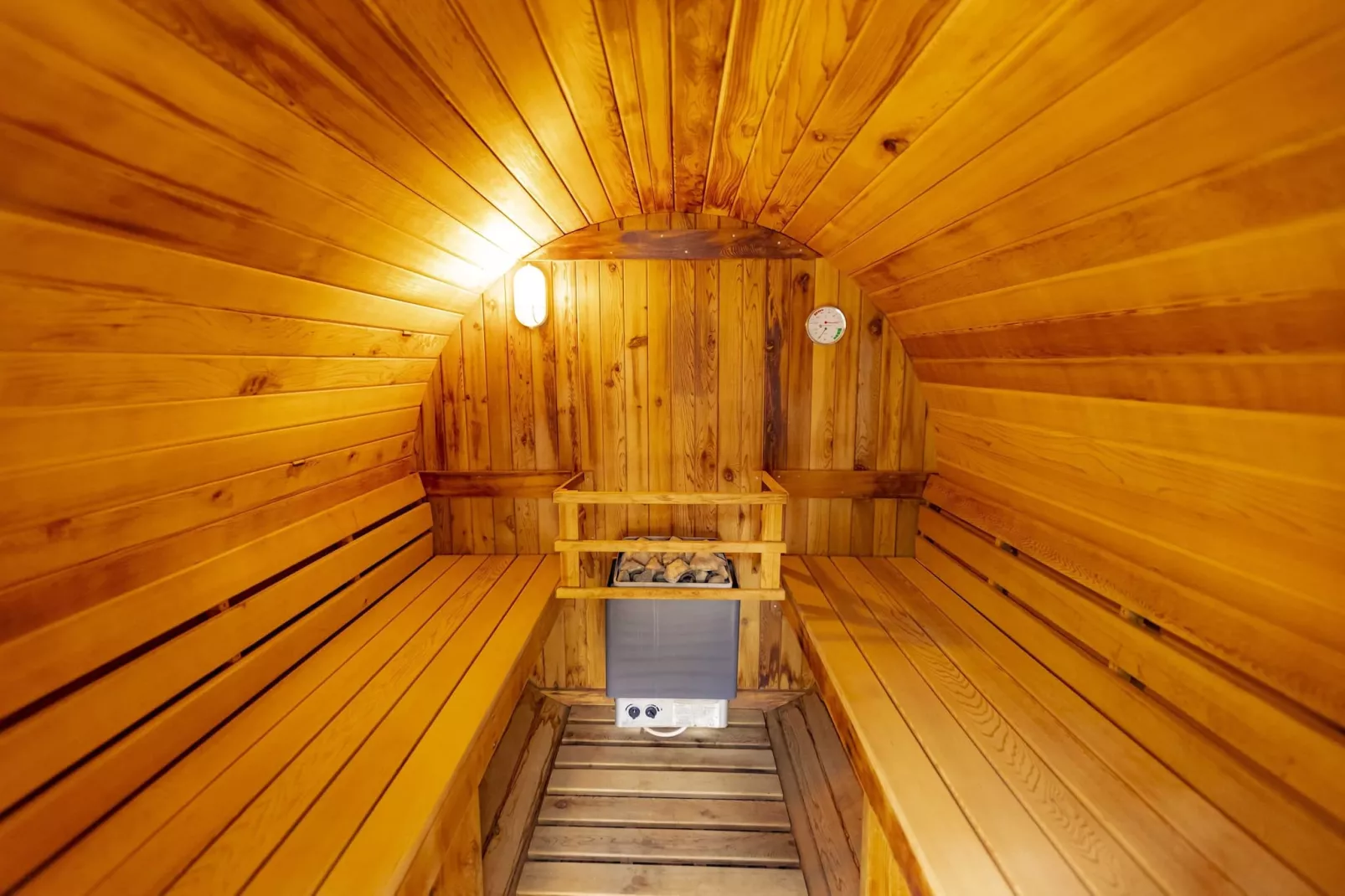 Red House Trget - Your Private Wellness-Tuinen zomer