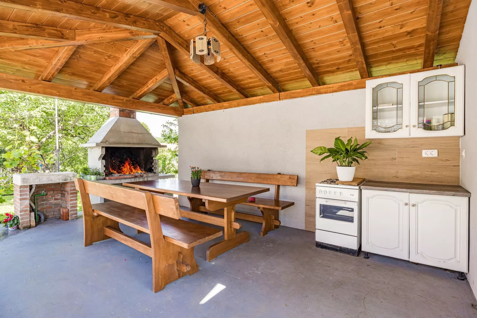 Villa Katarina - Old Stone House with Private Pool-Terrasbalkon