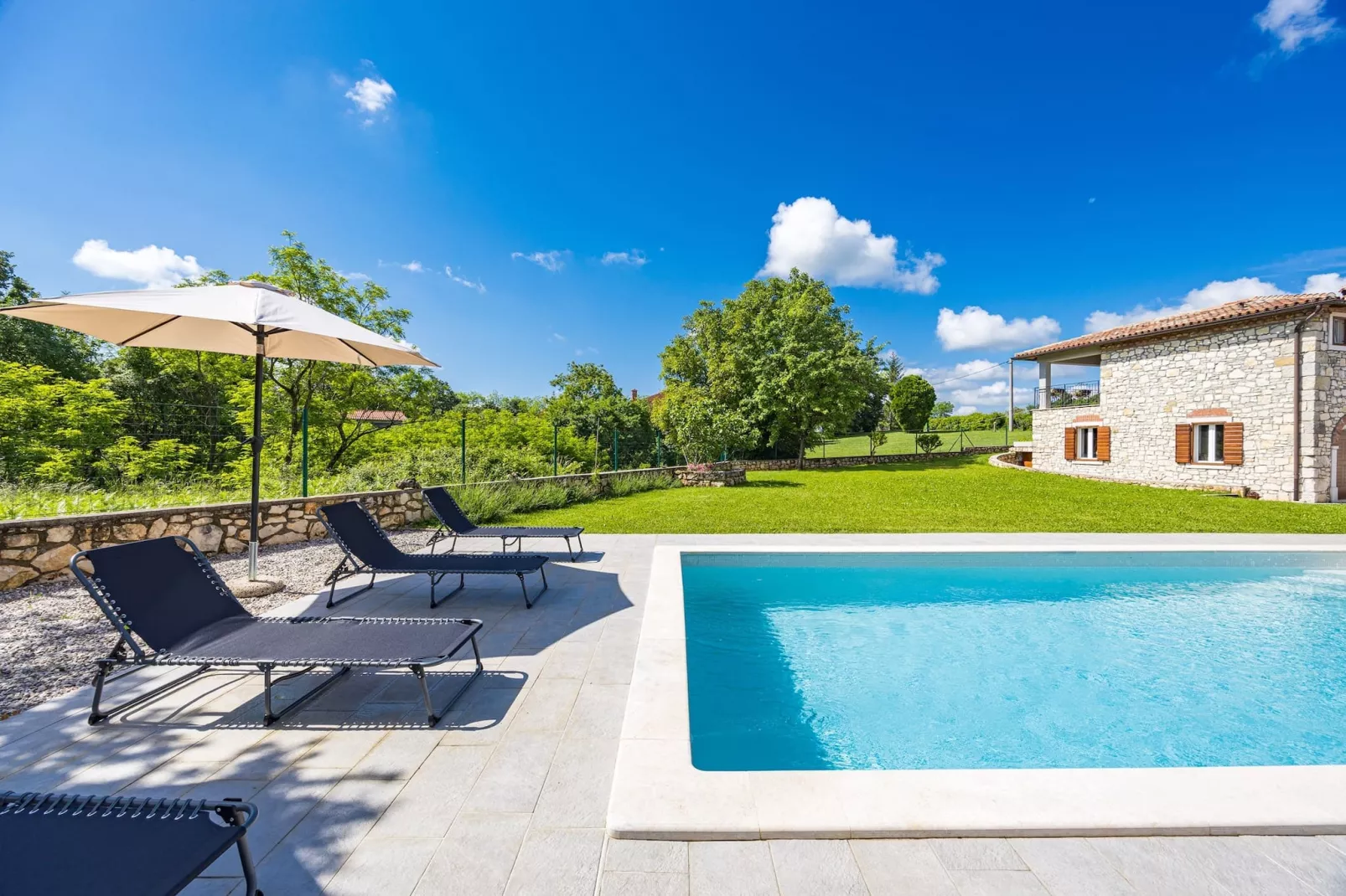 Villa Katarina - Old Stone House with Private Pool-Zwembad