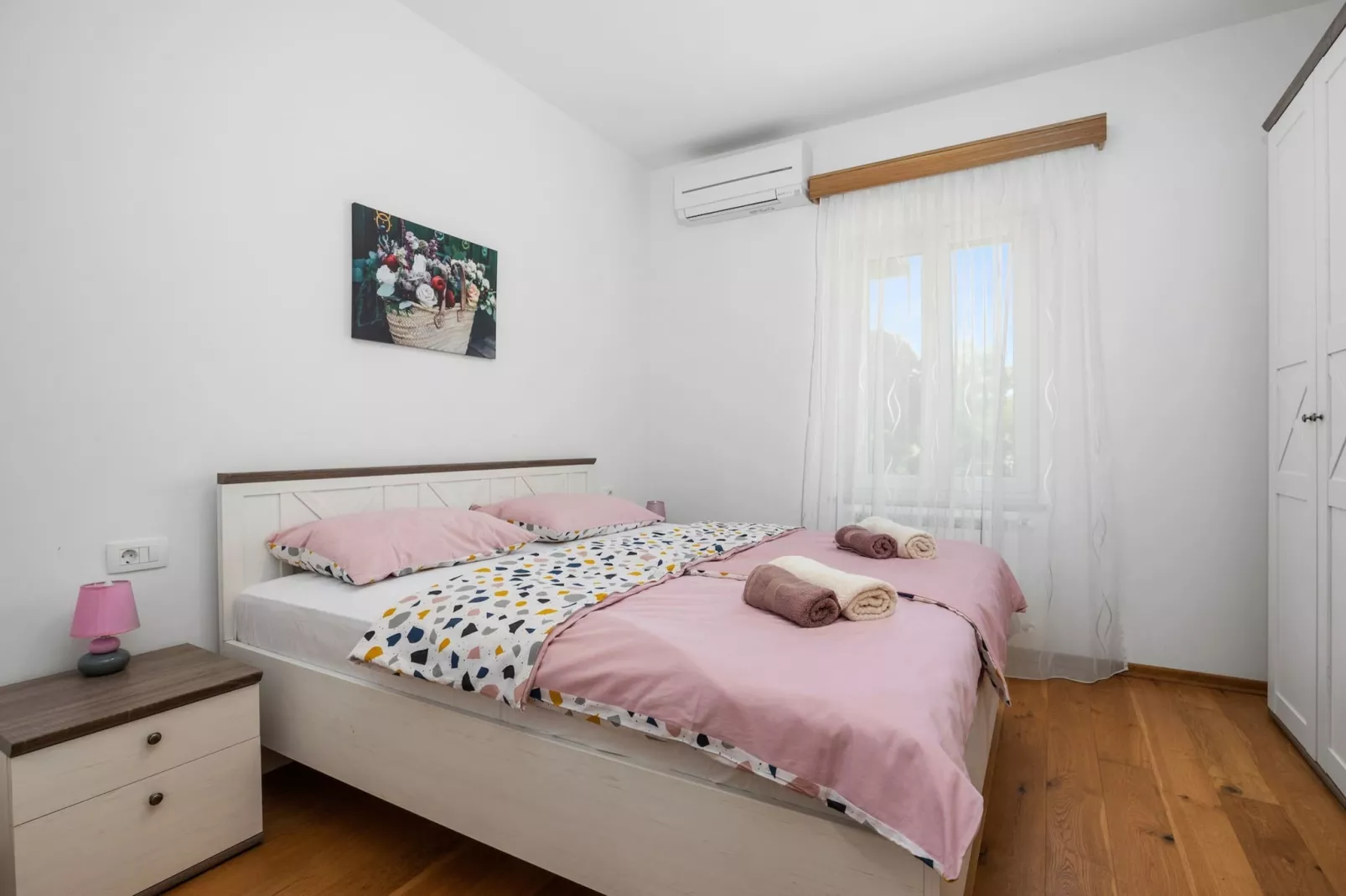 Villa Katarina - Old Stone House with Private Pool-Slaapkamer