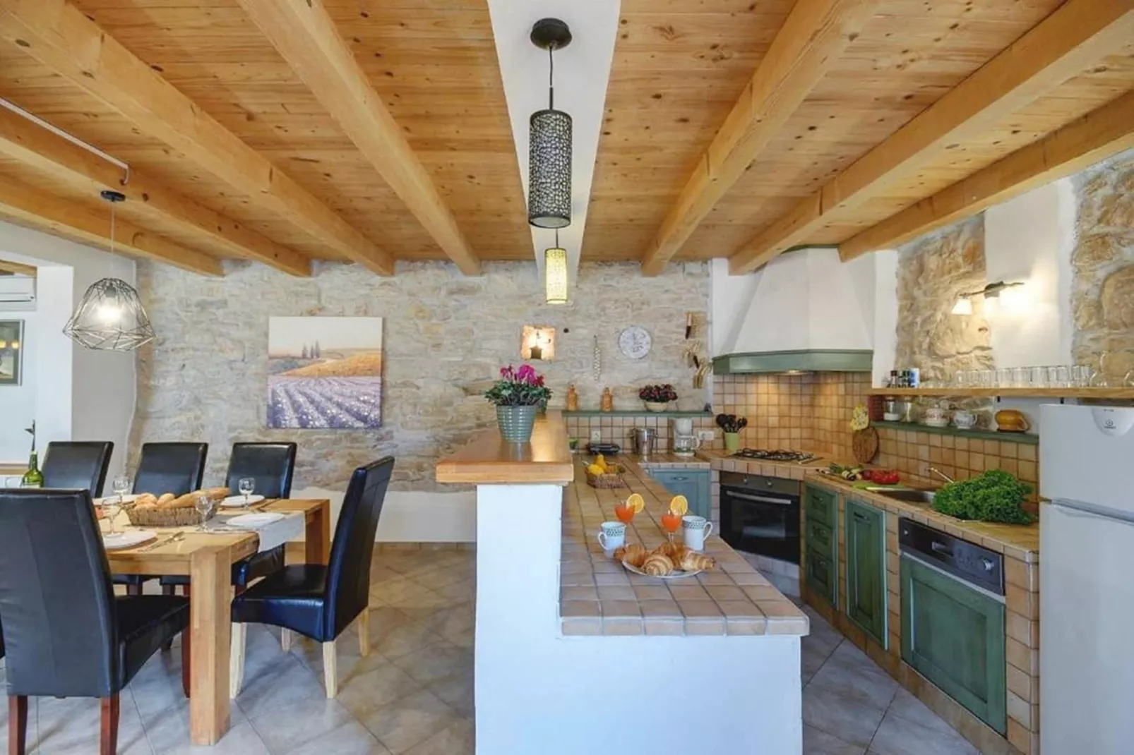 Villa Katherine with Pool and Game Room-Keuken