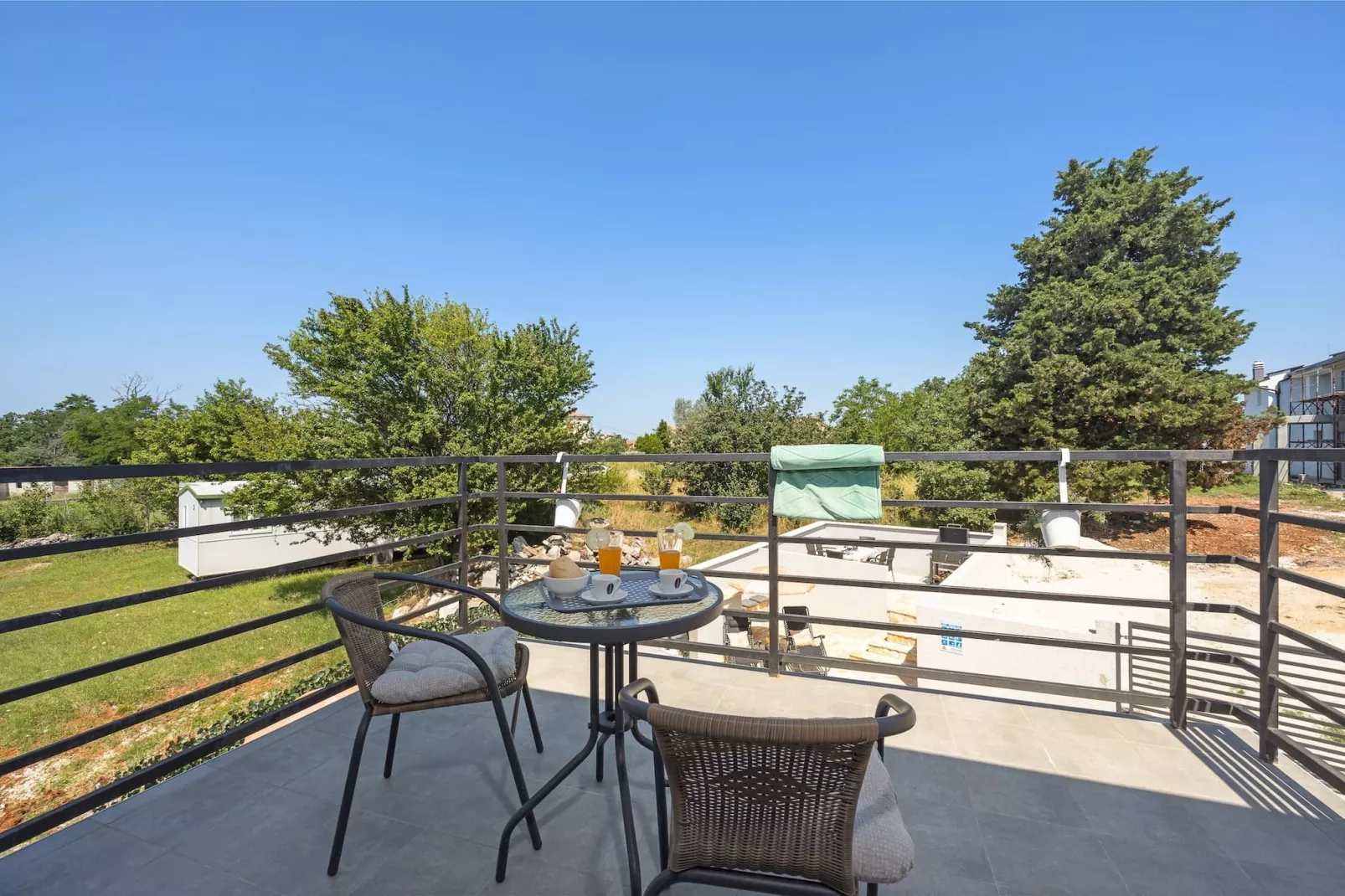 Villa Jakov with Private Pool-Terrasbalkon