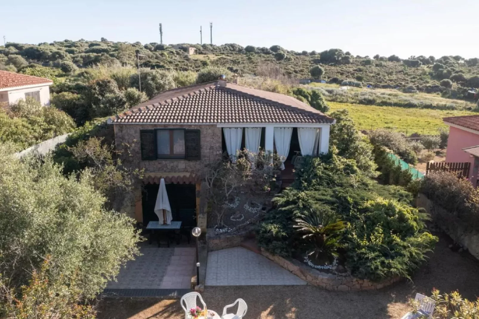 Casa Li Feruli-Buitenkant zomer