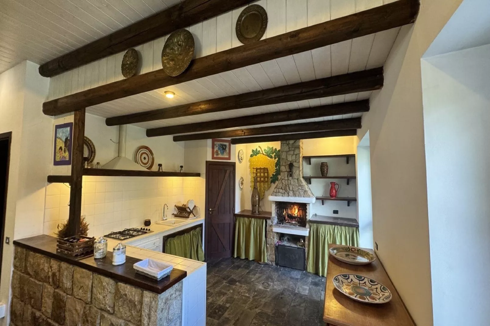 Villa Castelbuono-Keuken