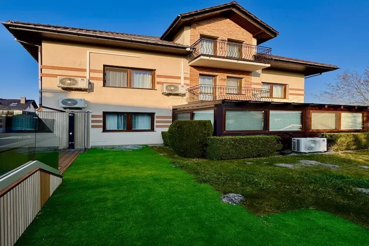 Komfortowy apartament dla 9 osób Międzywodzie-Buitenkant zomer