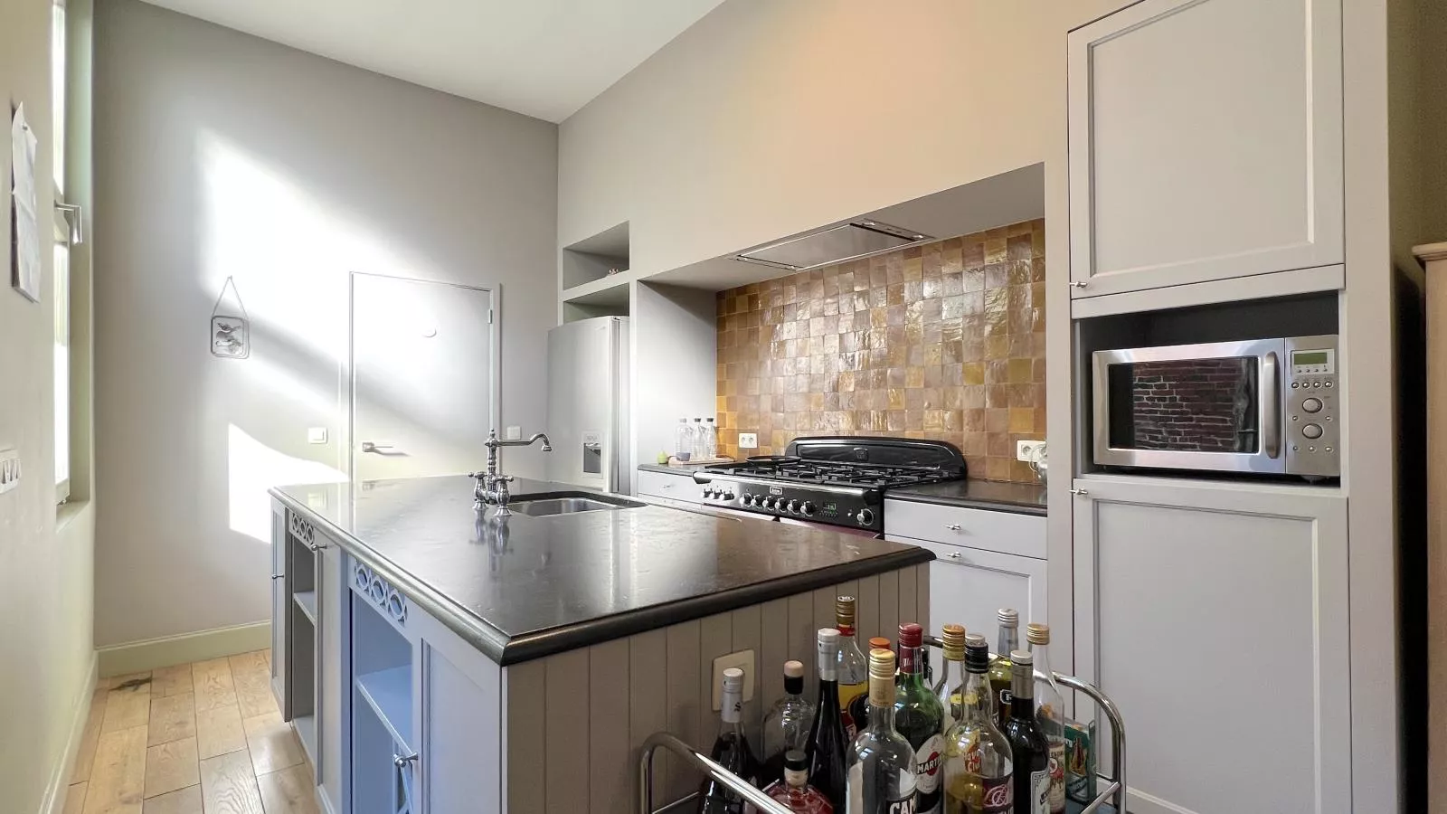 La Maison Bleue petite-Keuken