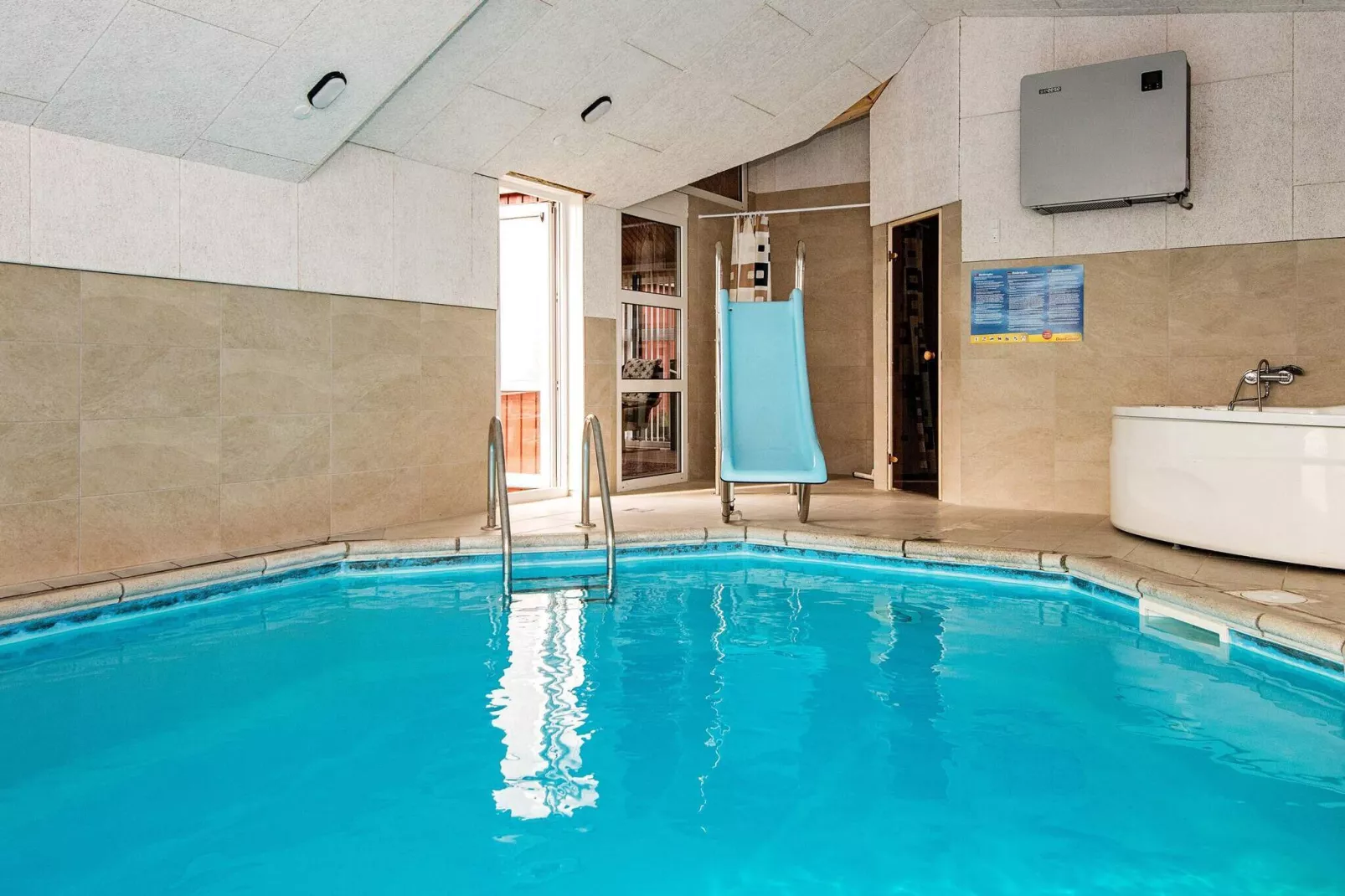 8 persoons vakantie huis in Ebeltoft-By Traum-Zwembad