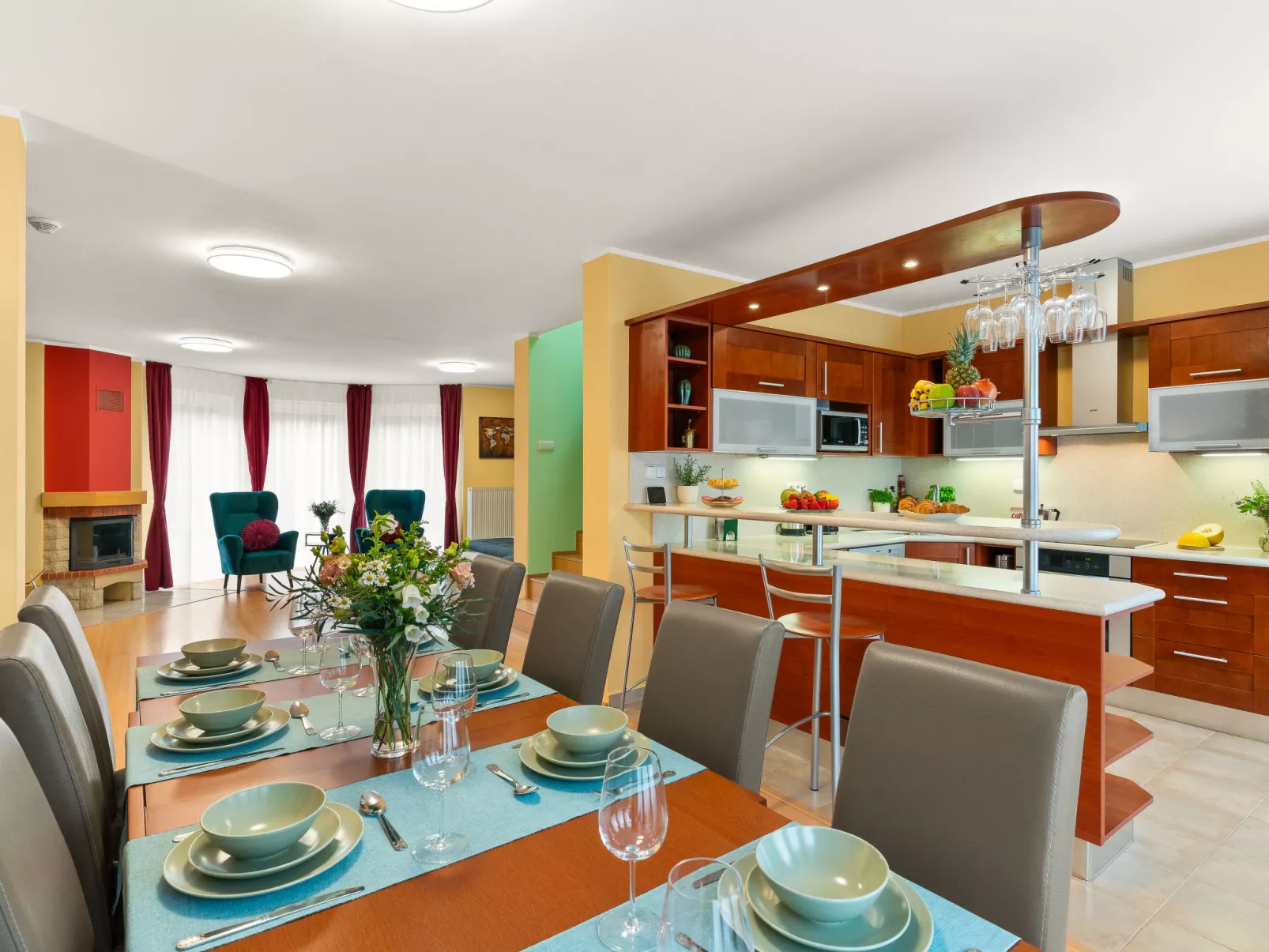 Garden & Terrace Villa-Binnen
