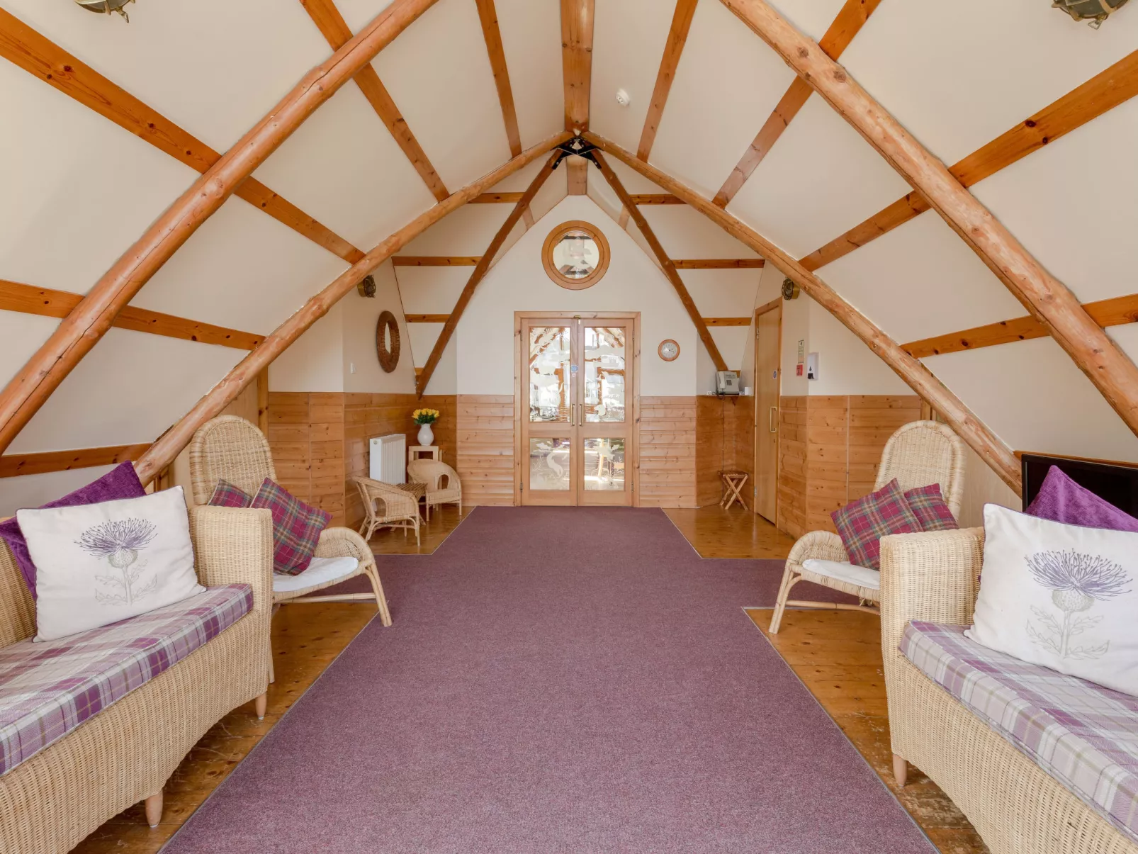 Rabbie Burns Lodge-Binnen