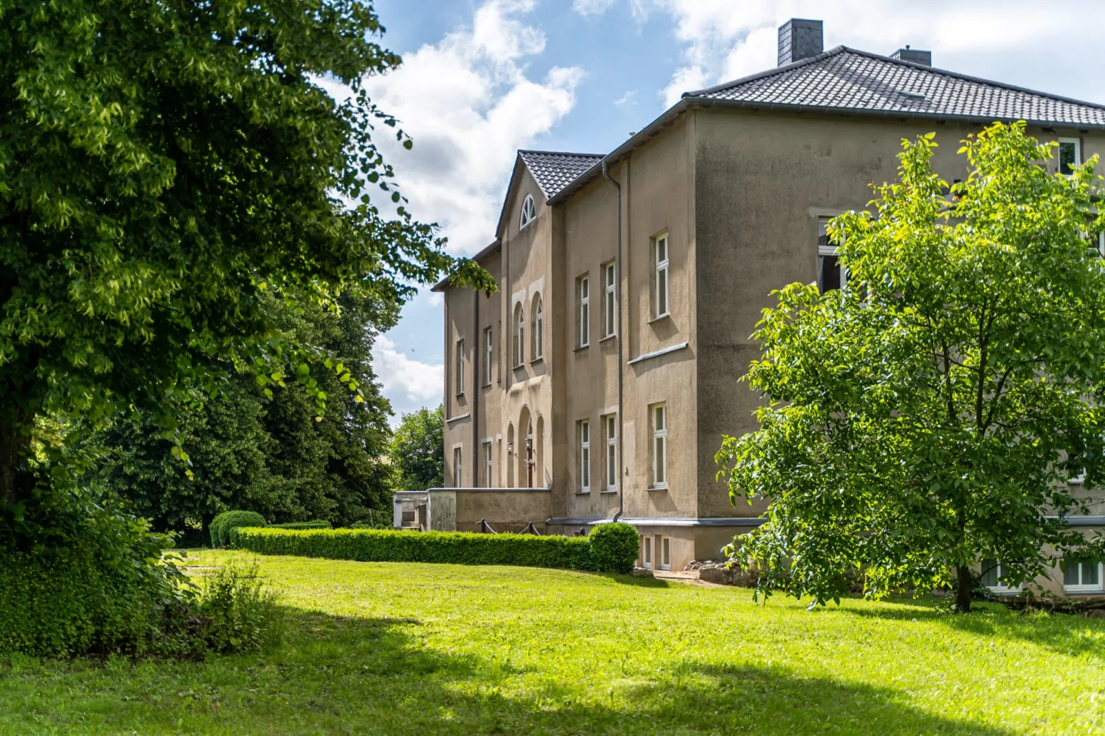 Ferienwohnung Weitblick-Buitenkant zomer